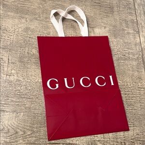 Authentic Gucci Shopping Gift Paper Bag – Logo Luxury Boutique Packaging